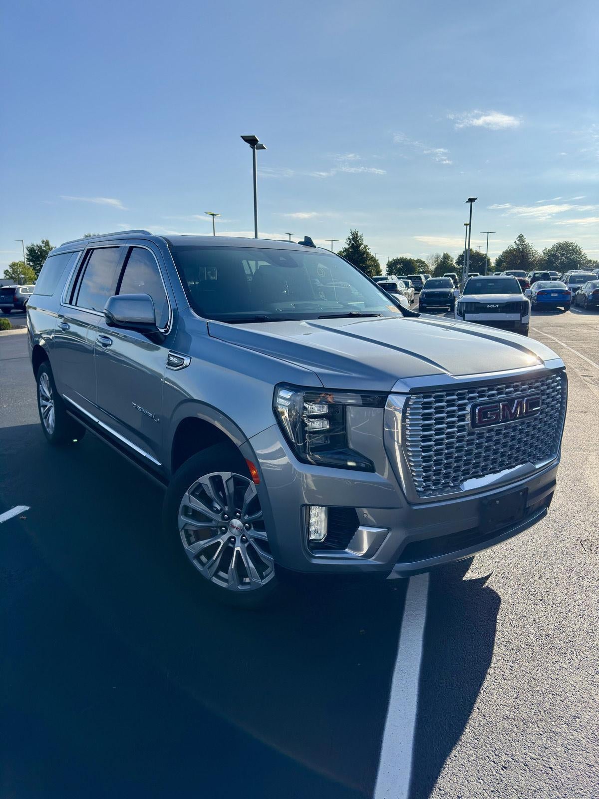 2023 GMC Yukon XL Denali