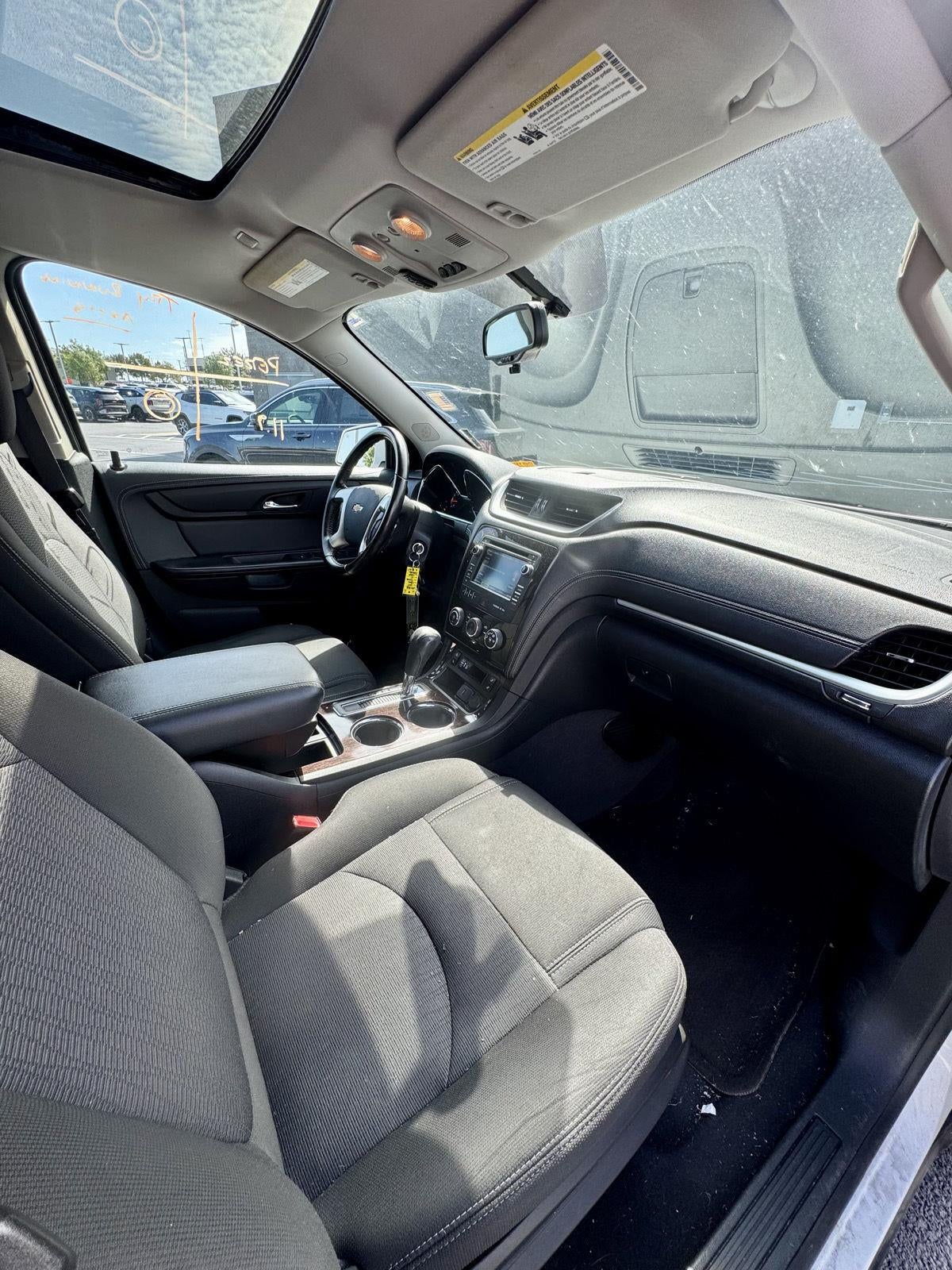 2017 Chevrolet Traverse LT
