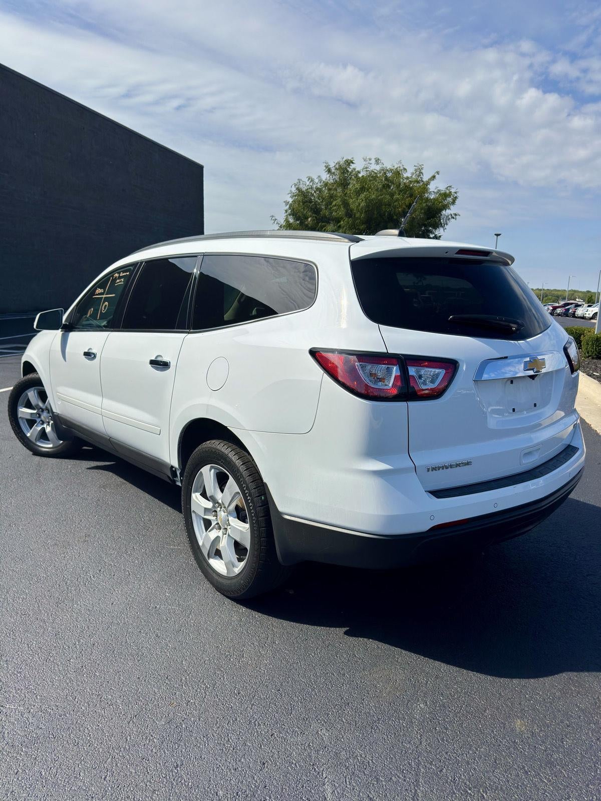 2017 Chevrolet Traverse LT