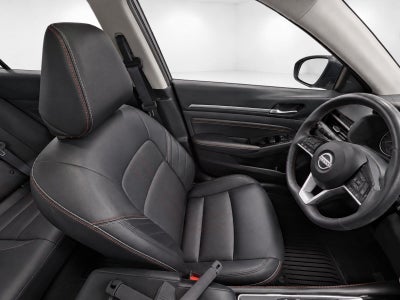 2023 Nissan Altima 2.0 SR