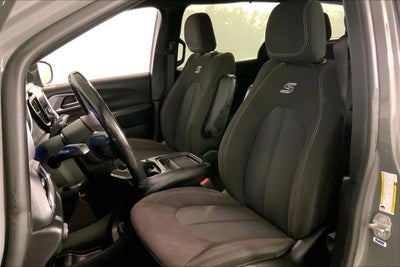 2020 Chrysler Pacifica Touring