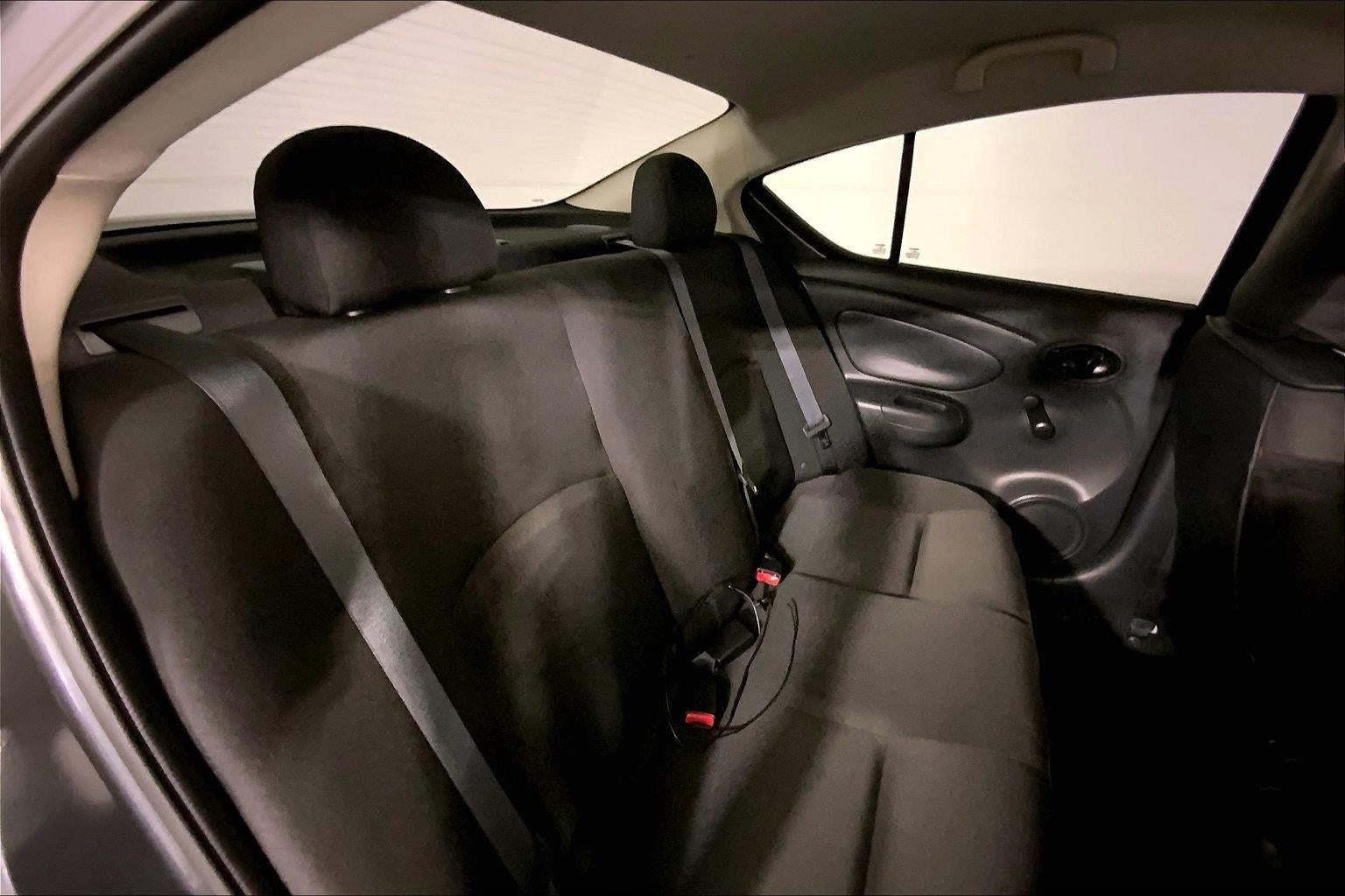 2019 Nissan Versa Sedan S Plus