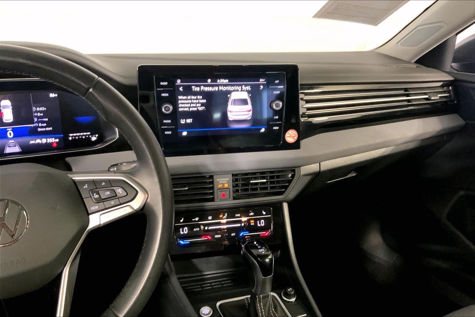 2025 Volkswagen Jetta SE