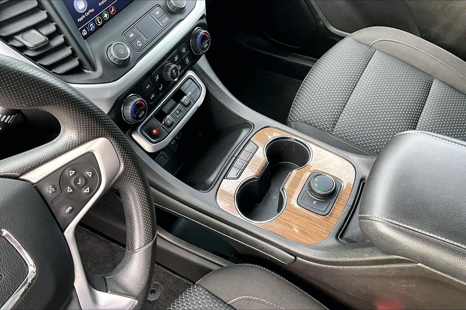 2022 GMC Acadia SLE