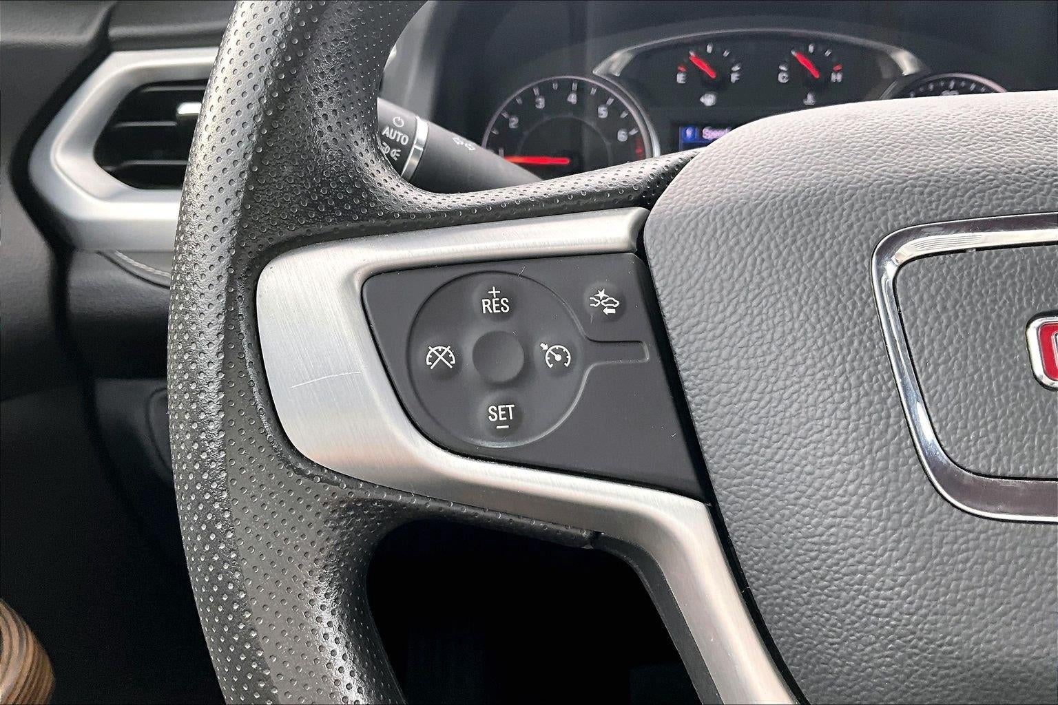 2022 GMC Acadia SLE