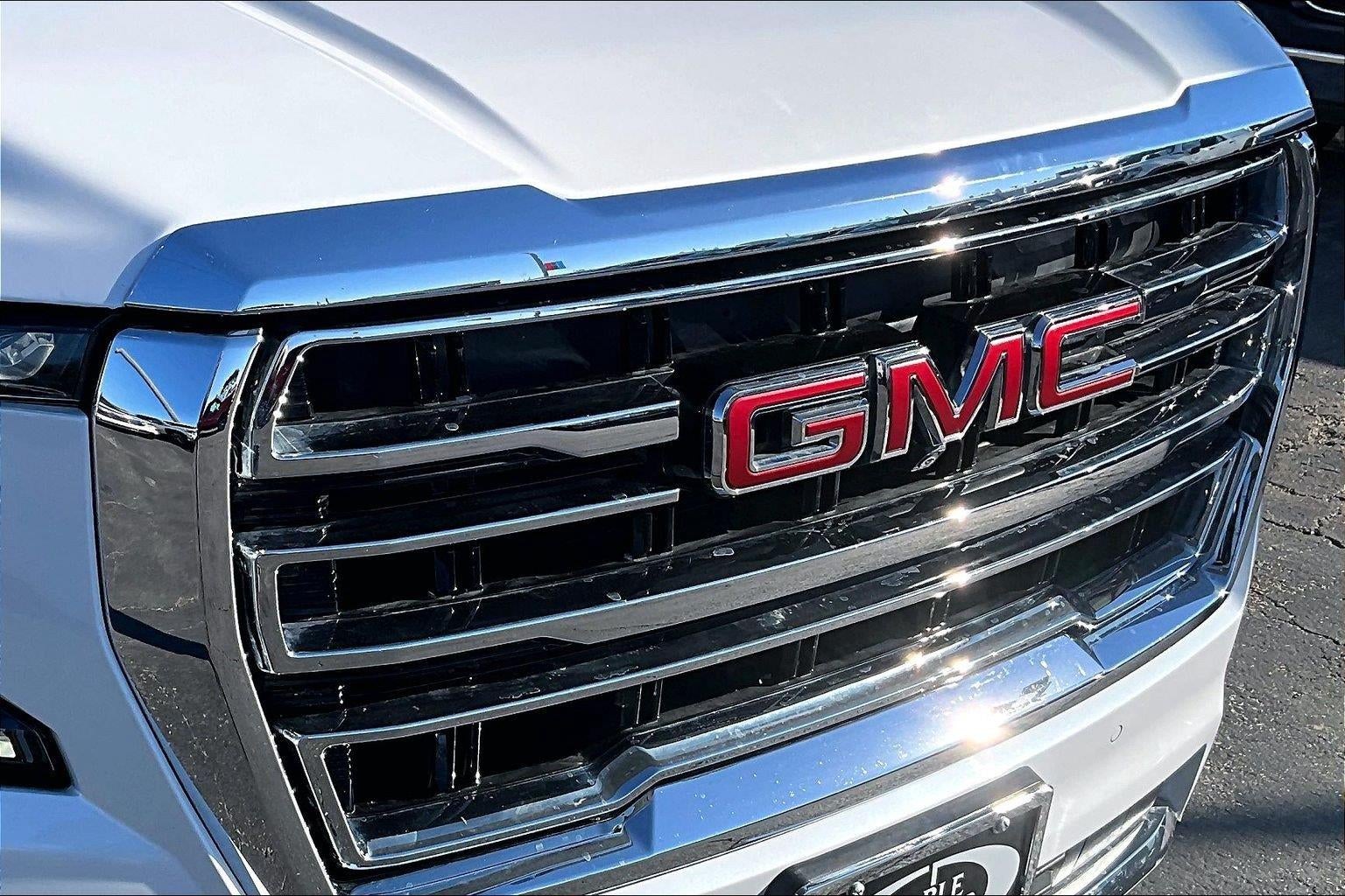 2024 GMC Yukon XL SLT
