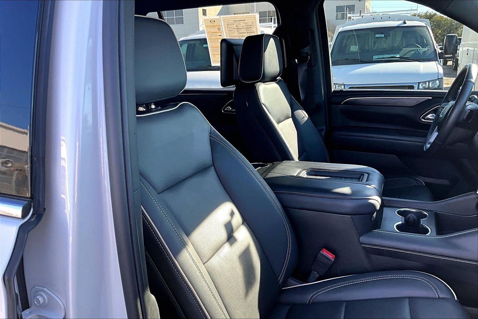 2024 GMC Yukon XL SLT