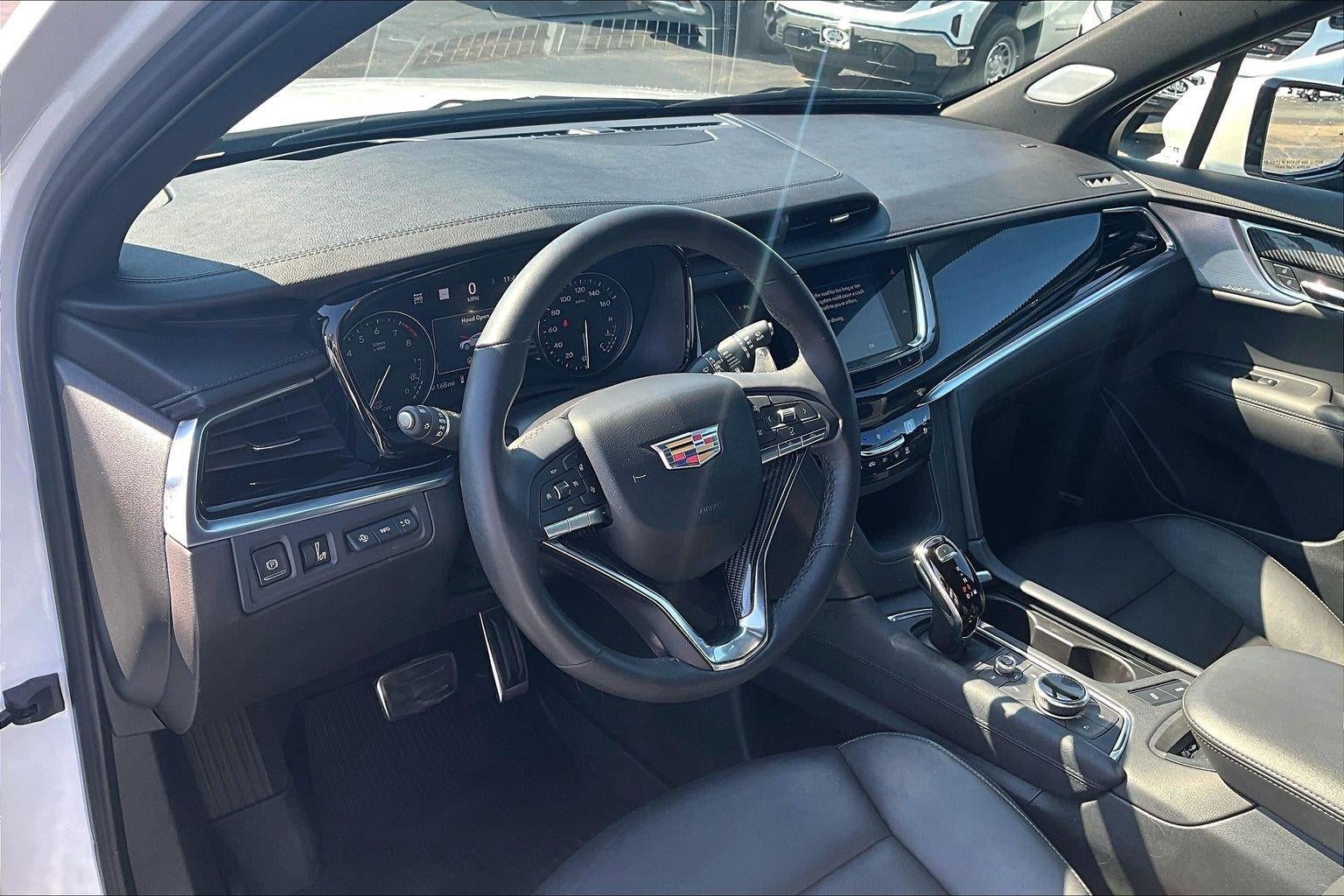 2024 Cadillac XT6 Sport