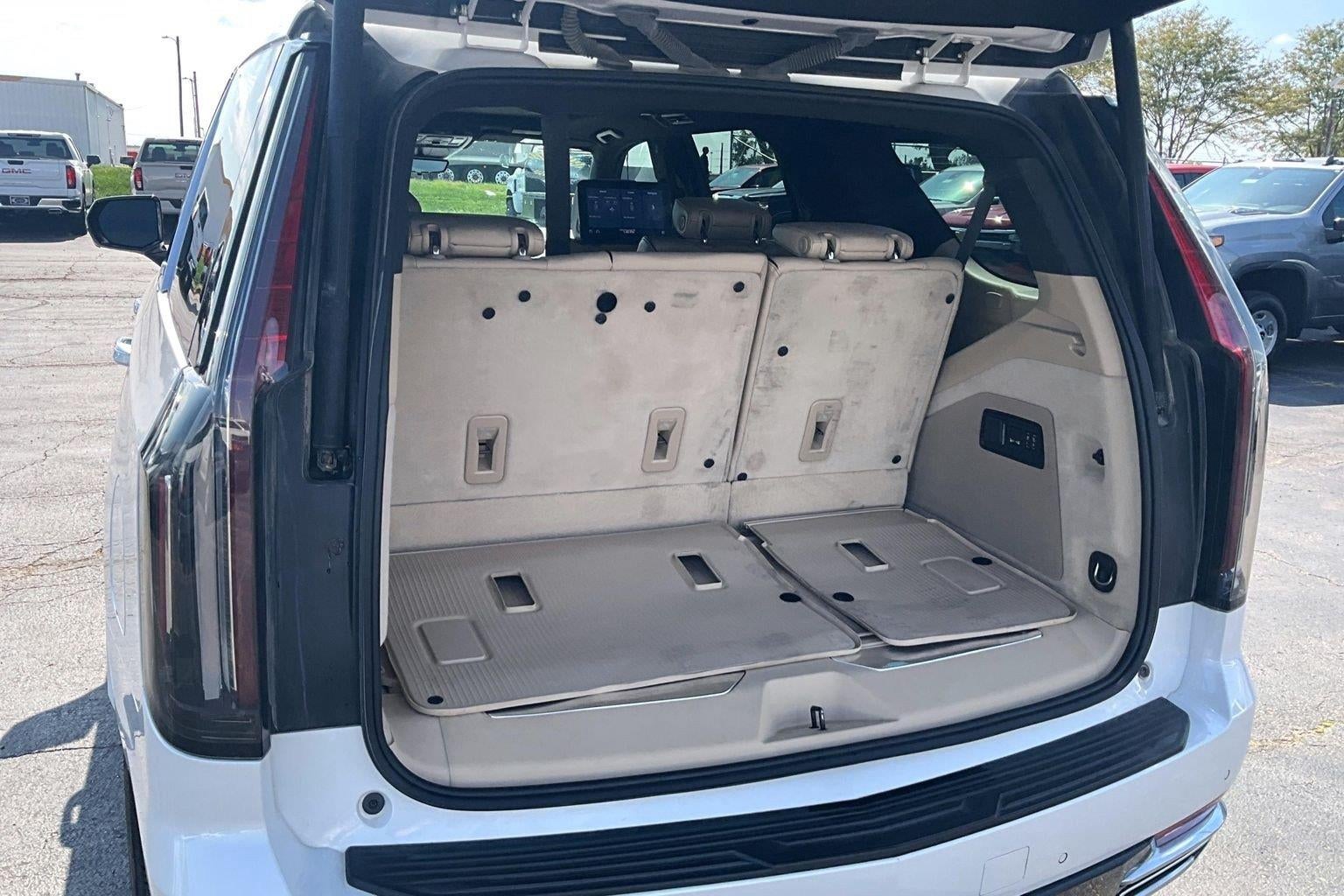 2021 Cadillac Escalade Premium Luxury