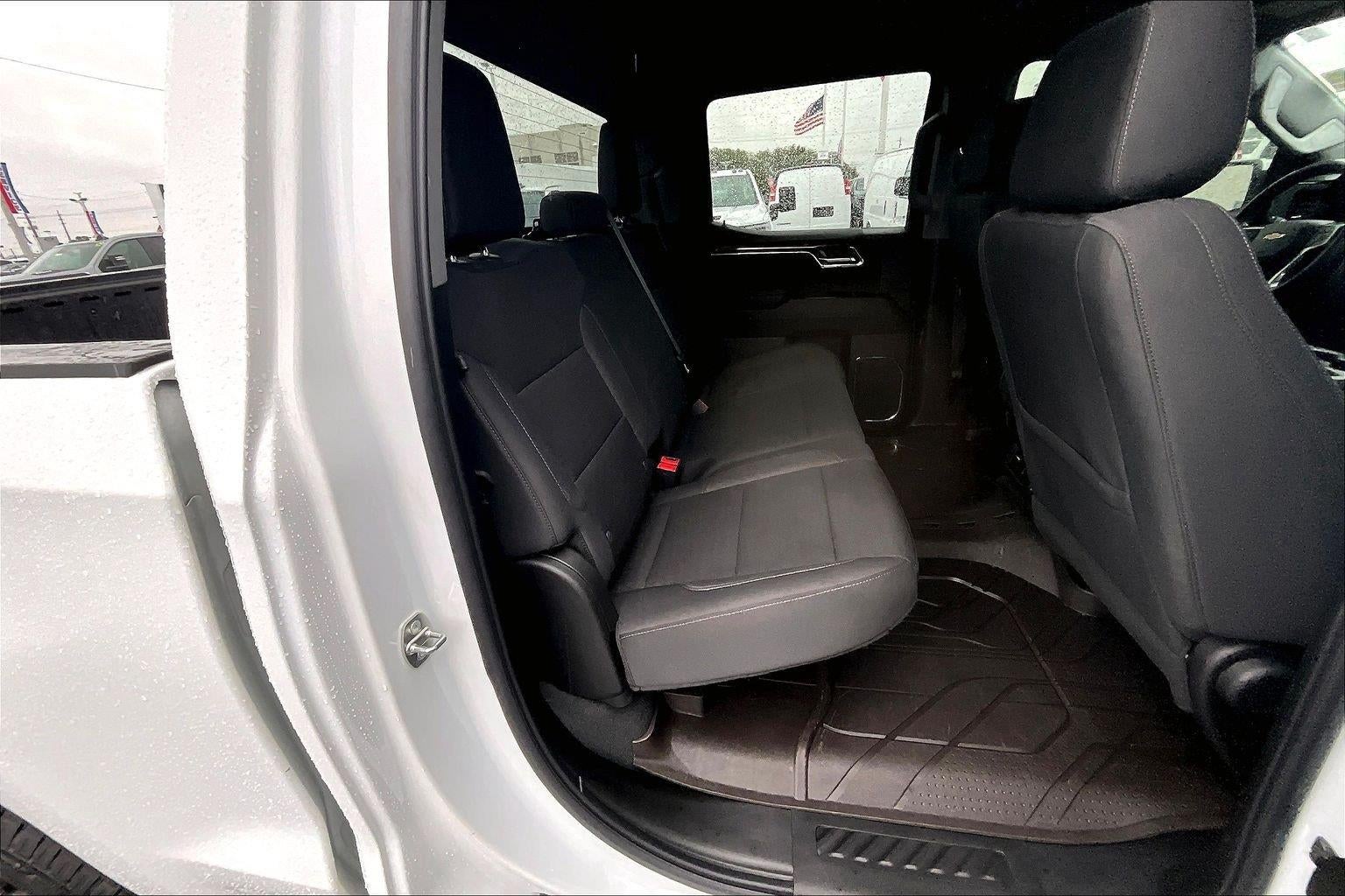 2024 Chevrolet Silverado 1500 LT (2FL)