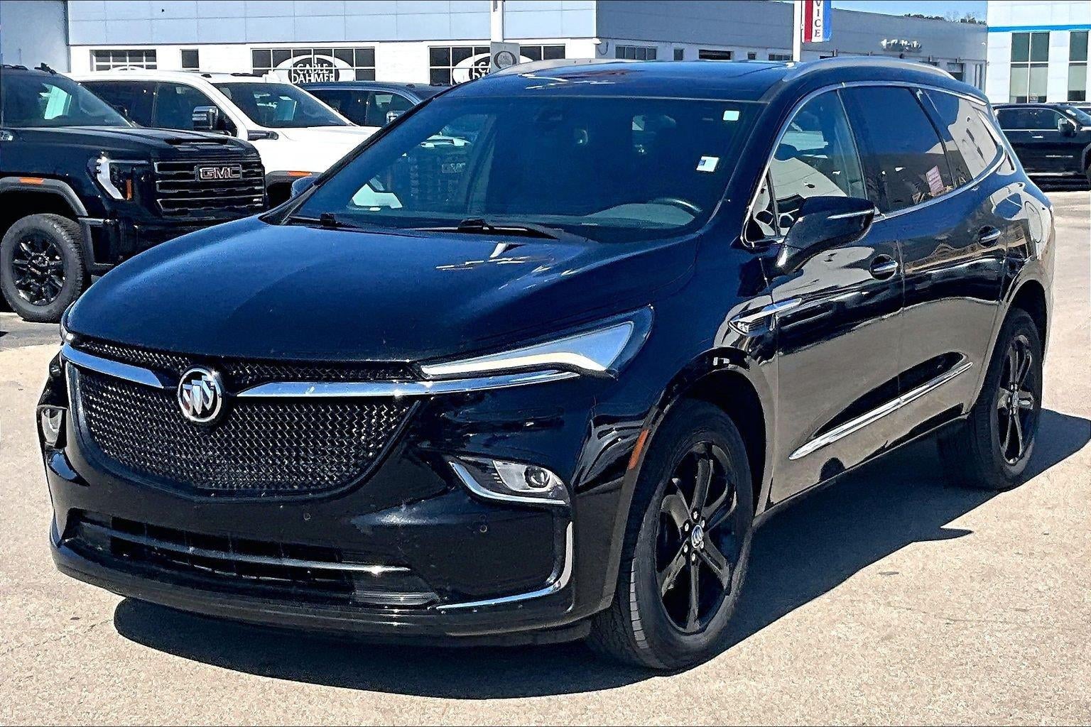 2023 Buick Enclave Essence