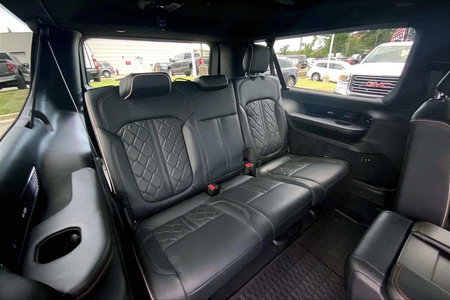 2024 Jeep Grand Wagoneer L Series III Obsidian