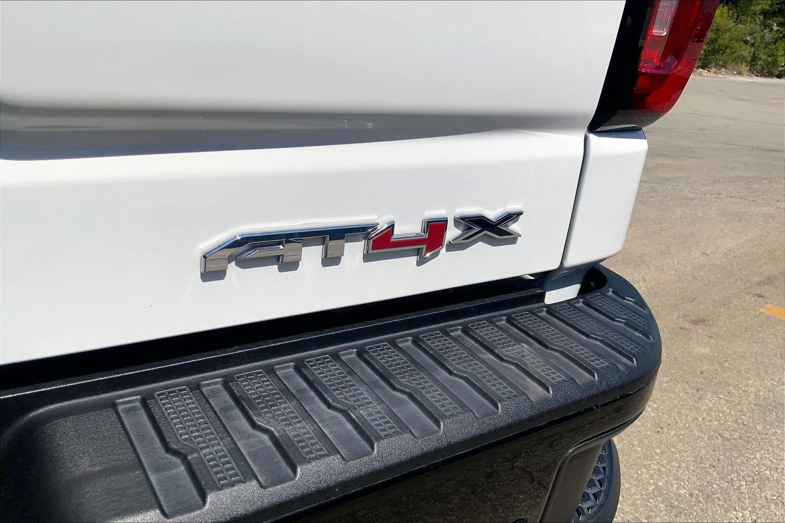 2023 GMC Sierra 1500 AT4X