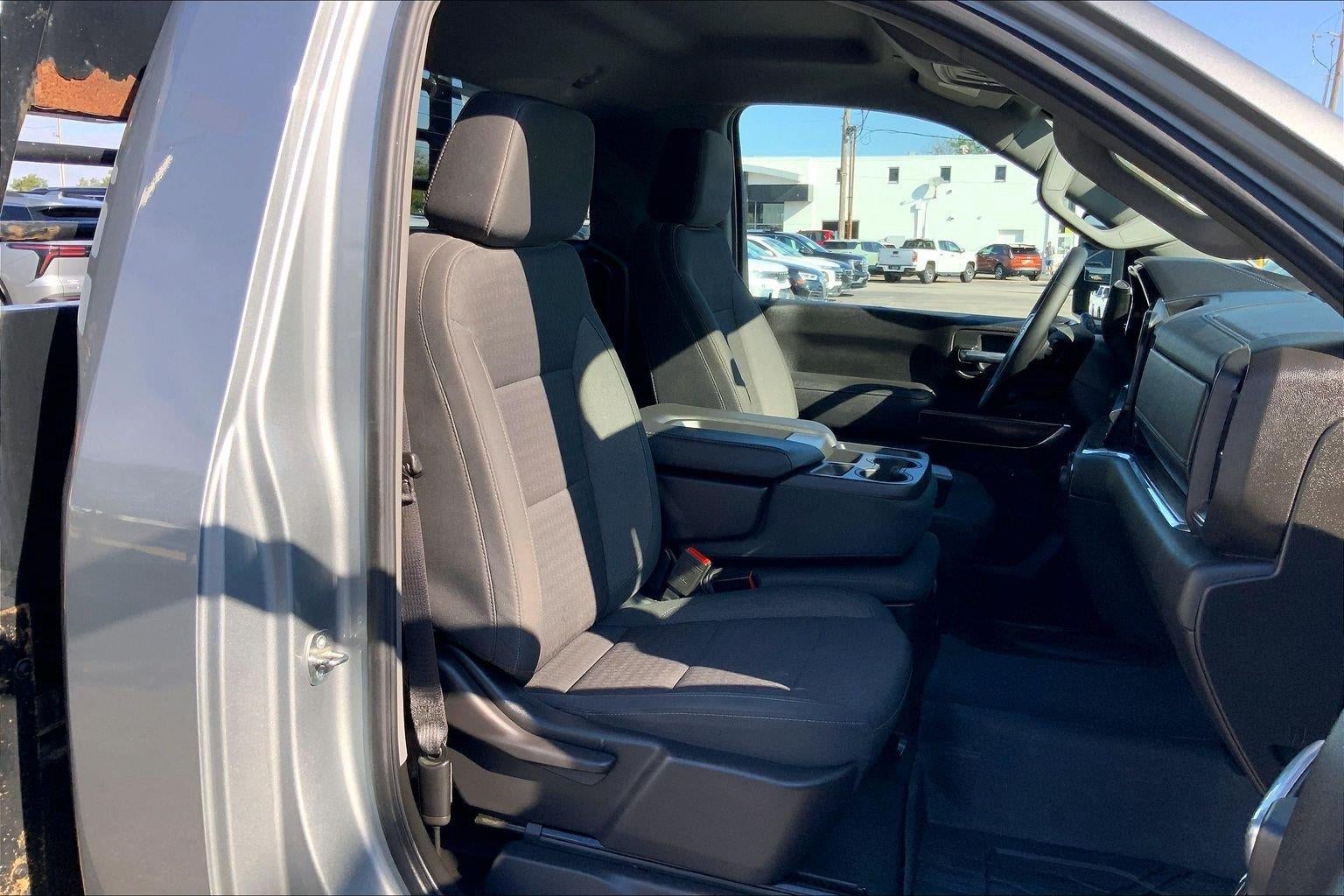 2024 Chevrolet Silverado 3500 HD Chassis Cab LT
