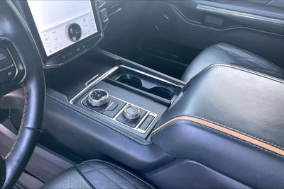 2023 Ford Expedition Platinum