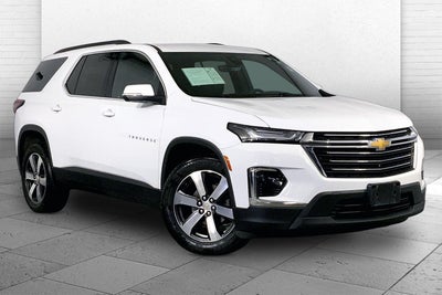 2023 Chevrolet Traverse LT Leather