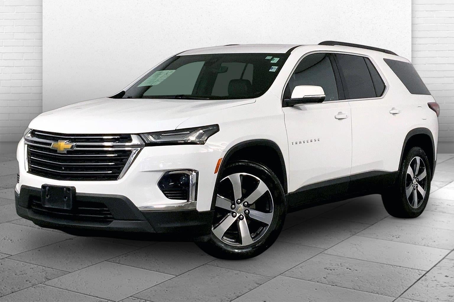 2023 Chevrolet Traverse LT Leather