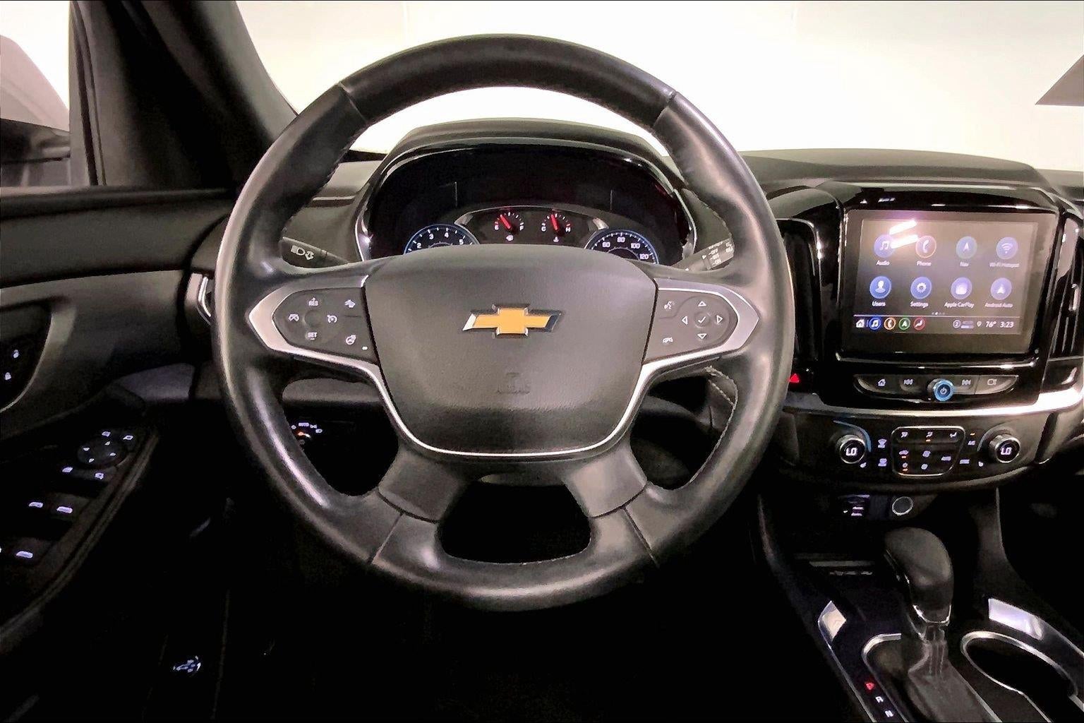 2023 Chevrolet Traverse LT Leather