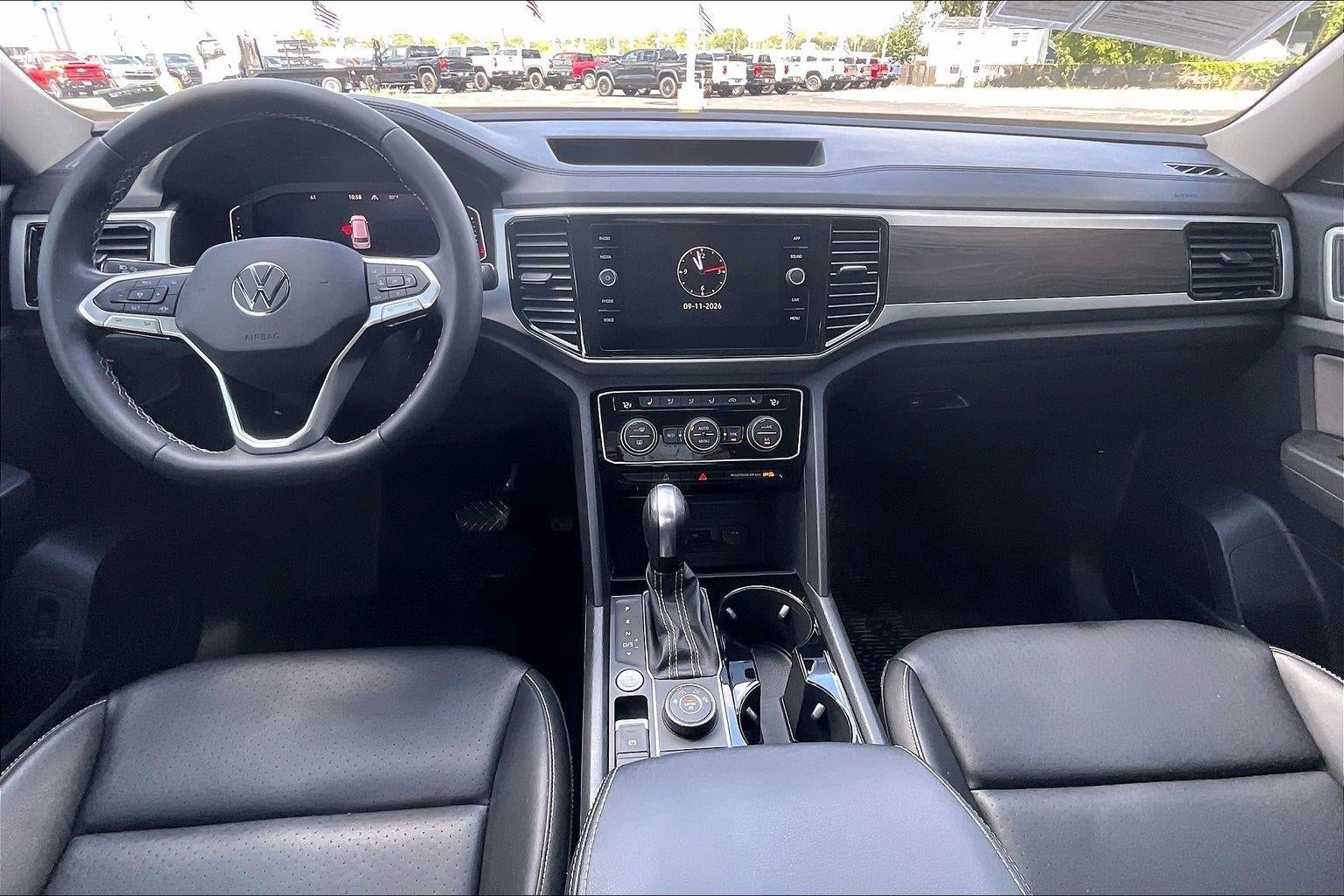 2023 Volkswagen Atlas 3.6L V6 SE w/Technology