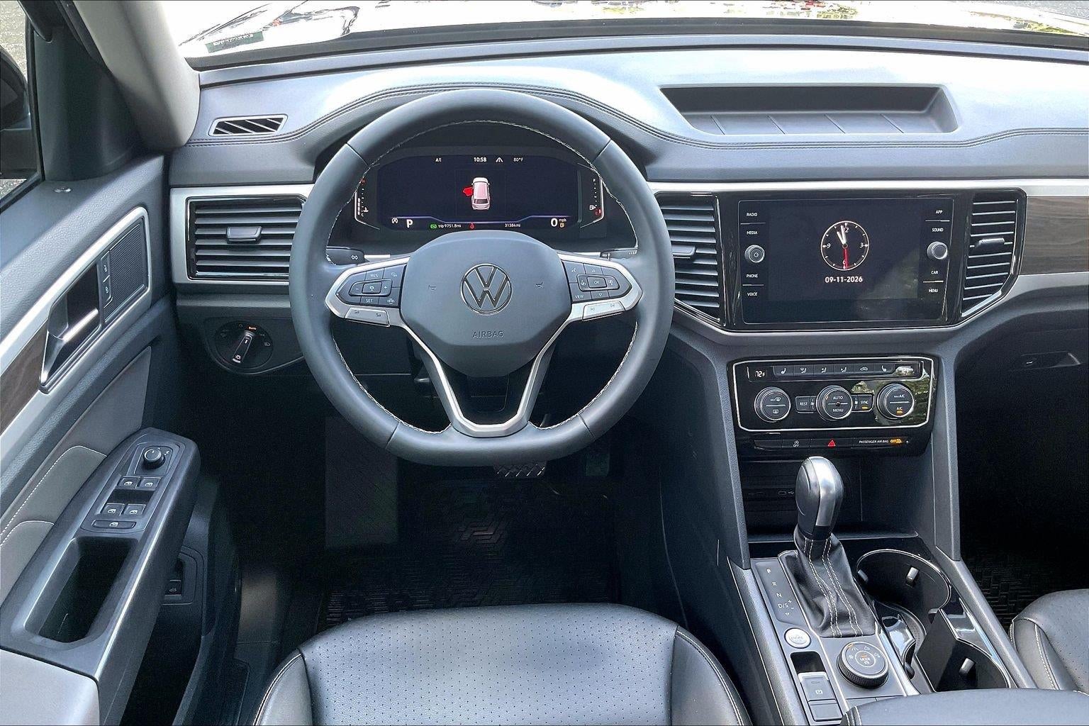 2023 Volkswagen Atlas 3.6L V6 SE w/Technology