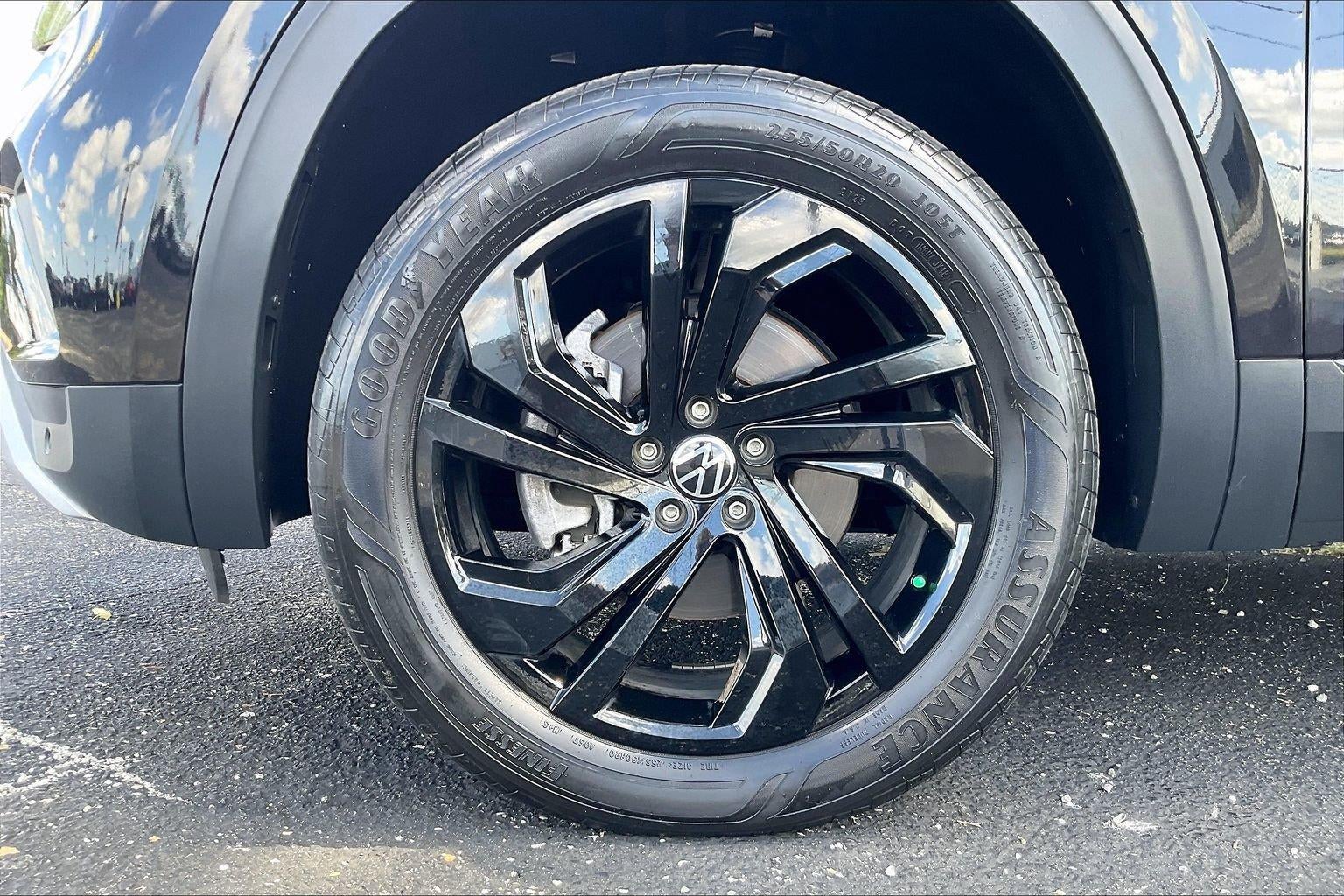 2023 Volkswagen Atlas 3.6L V6 SE w/Technology