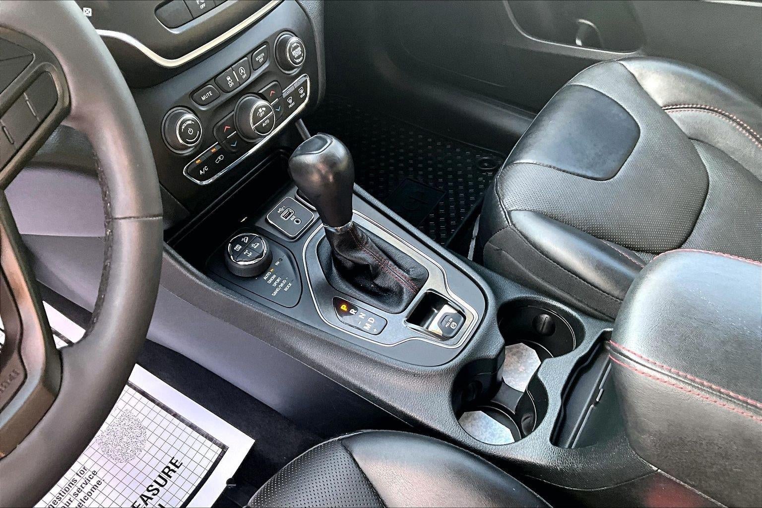 2022 Jeep Cherokee Trailhawk