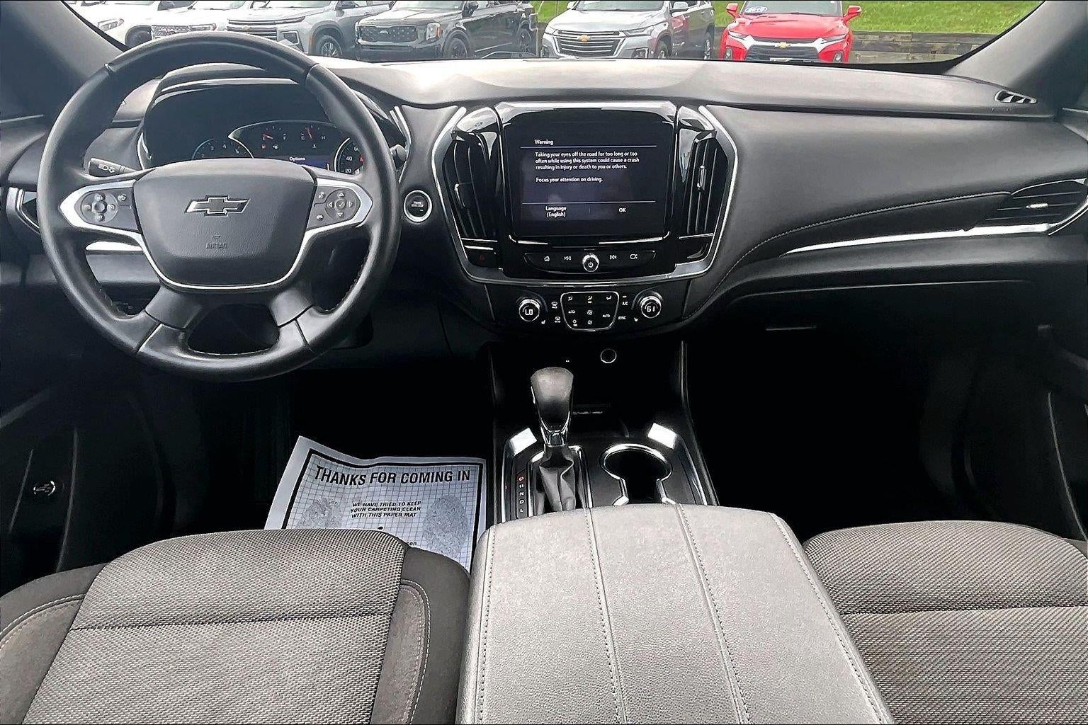 2023 Chevrolet Traverse LT Cloth