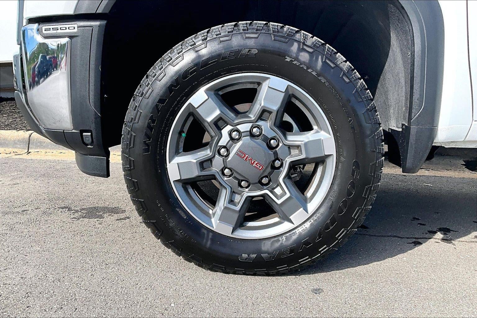 2026 GMC Sierra 2500 HD SLE