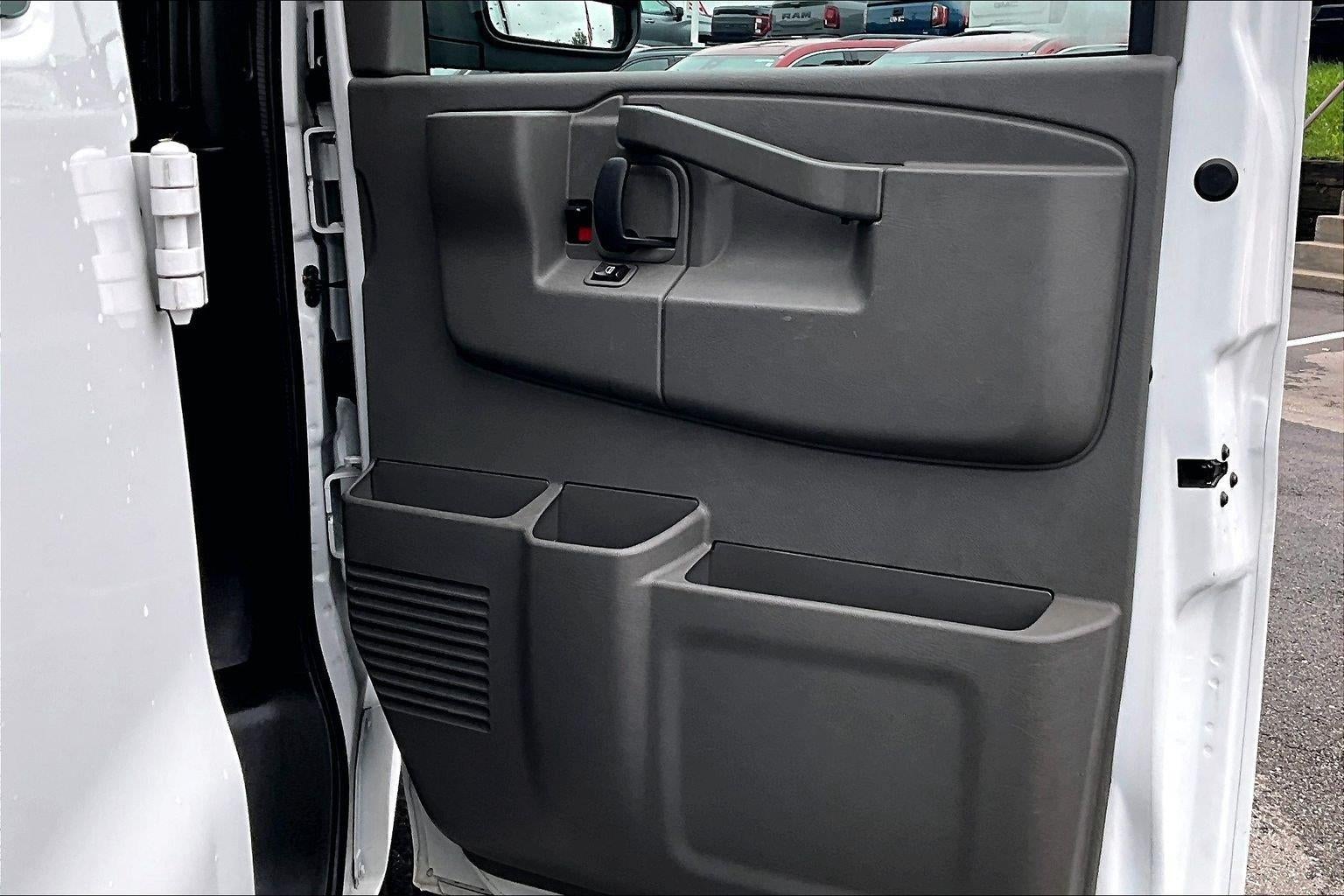 2019 GMC Savana Cargo 2500 VAN 2500 RWD 135"