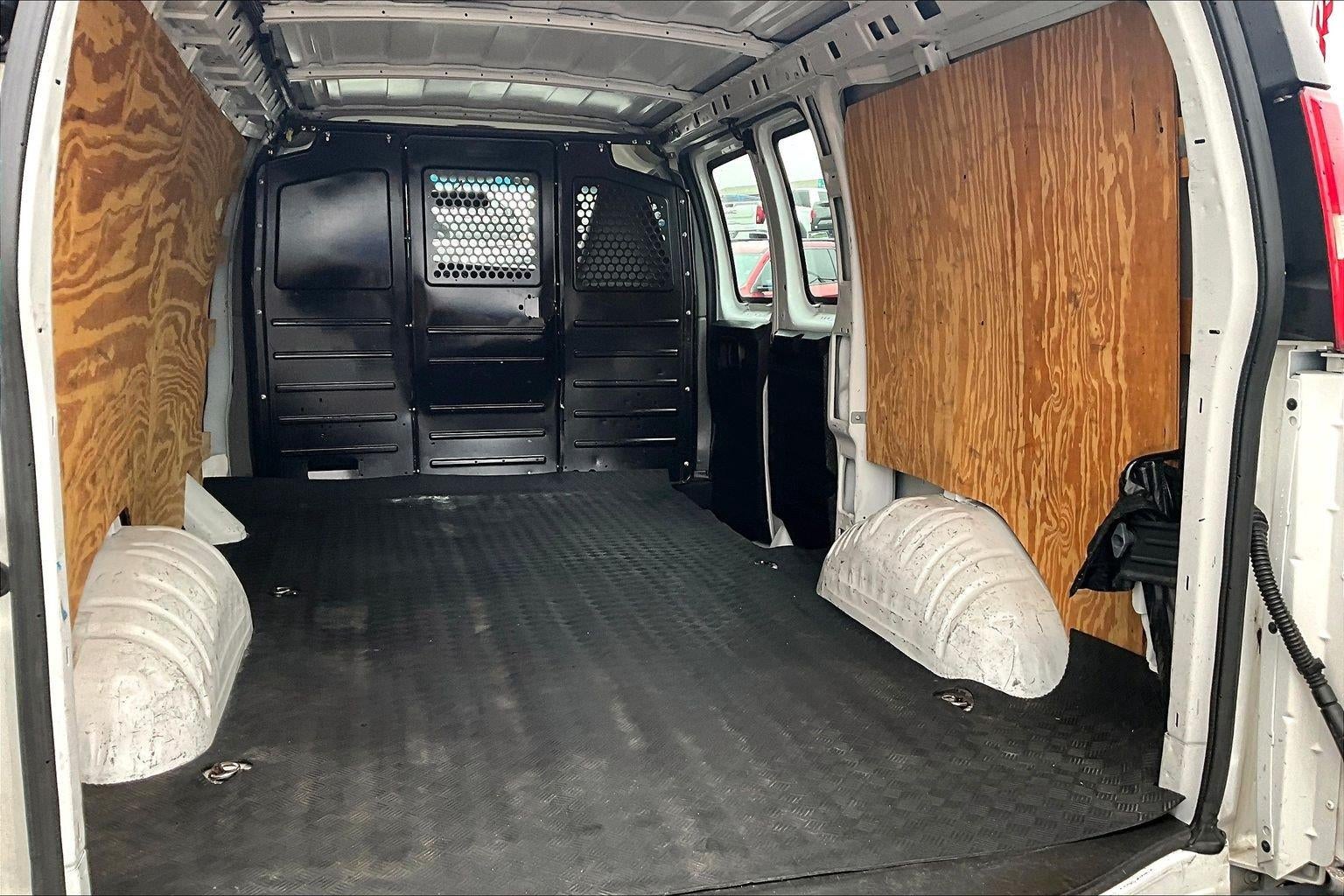 2019 GMC Savana Cargo 2500 VAN 2500 RWD 135"