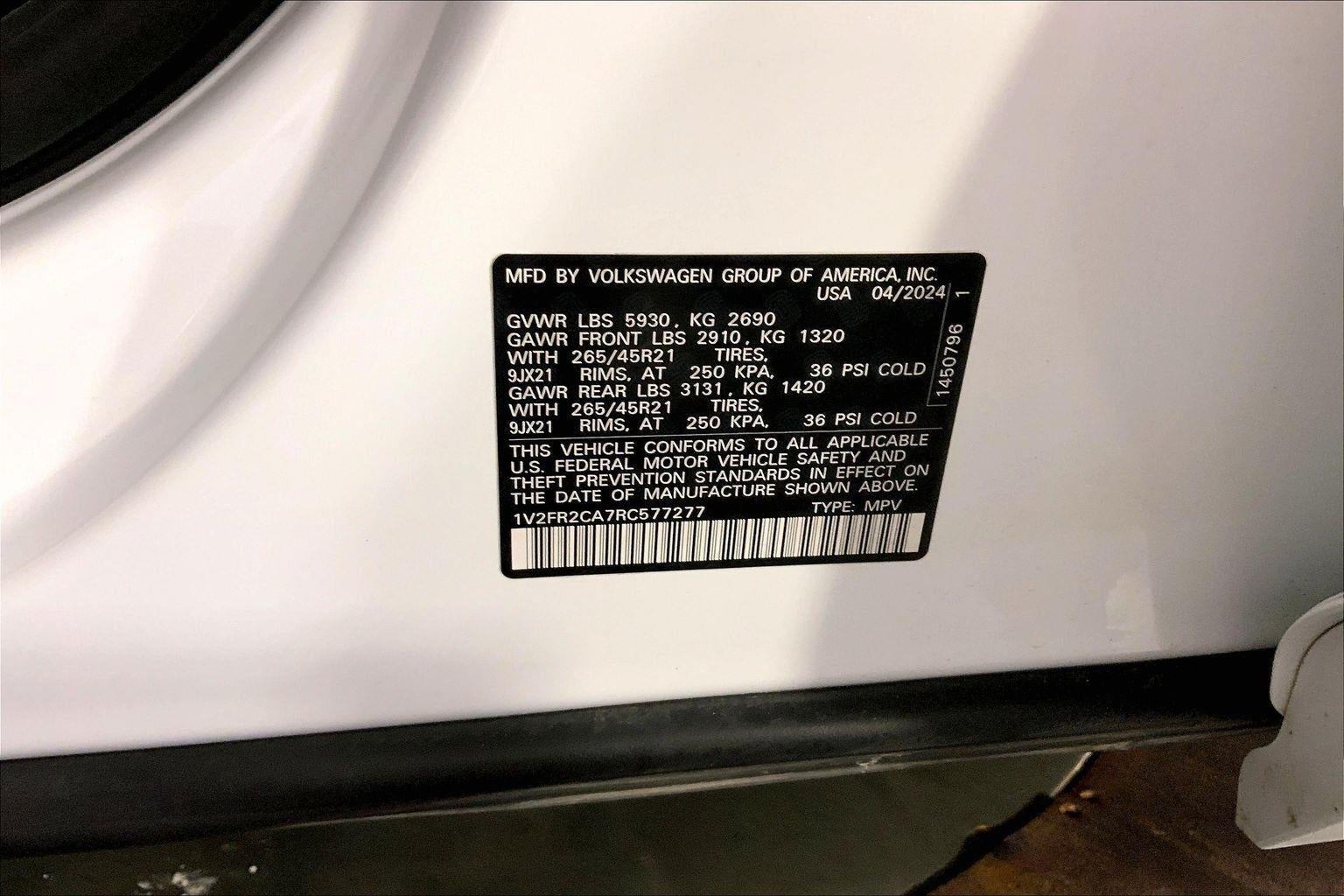 2024 Volkswagen Atlas 2.0T SEL Premium R-Line