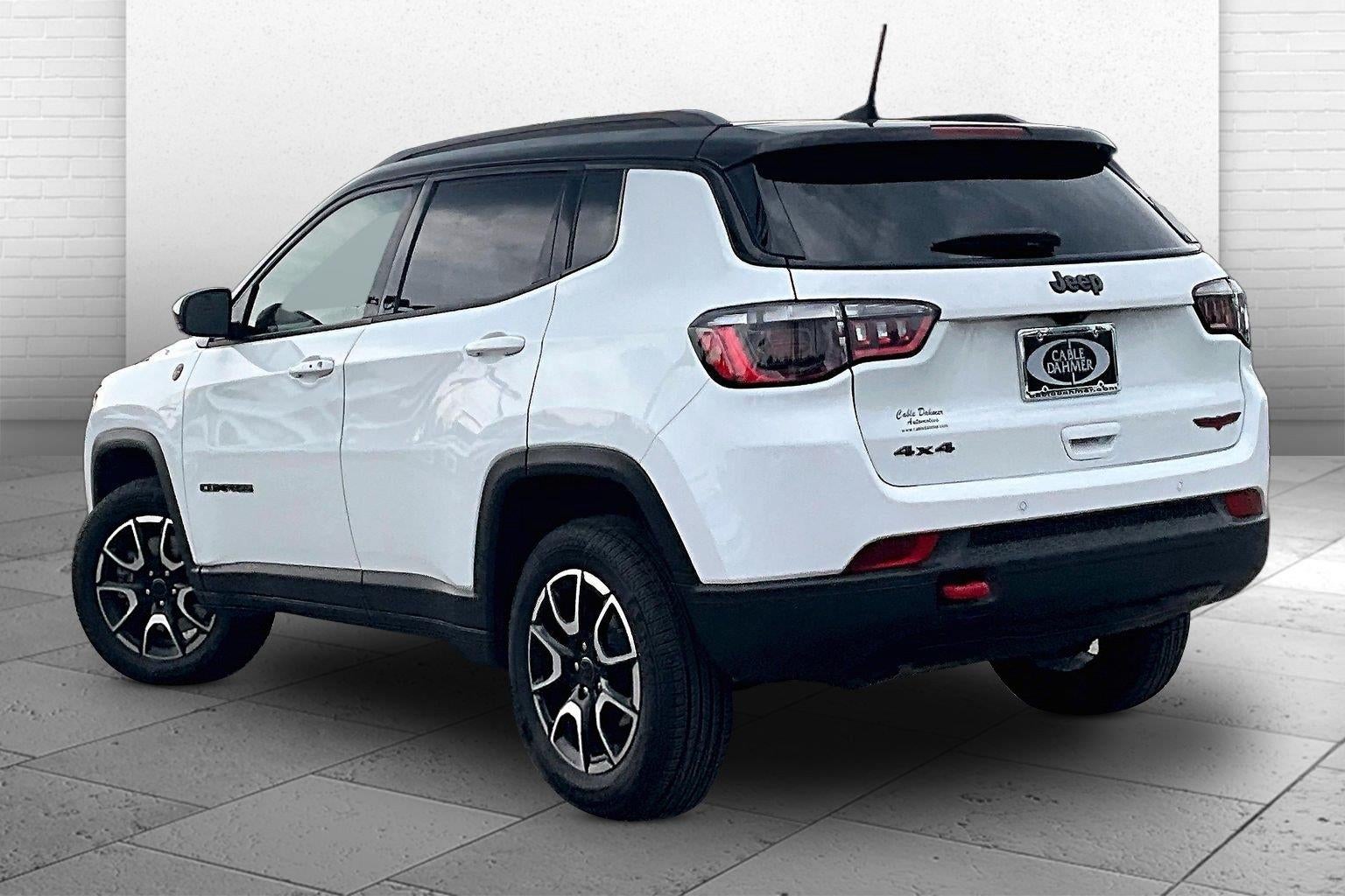 2025 Jeep Compass Trailhawk