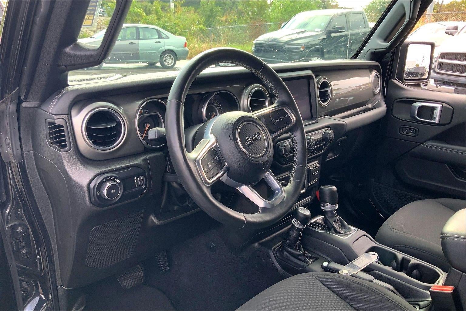 2023 Jeep Wrangler 4-Door Sahara 4x4