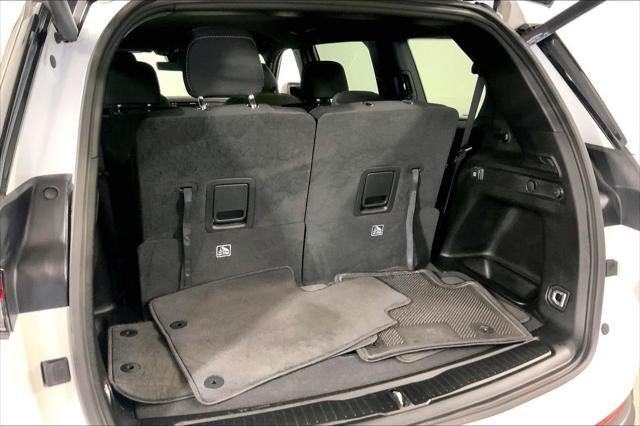 2025 Jeep Grand Cherokee L Laredo 4x4