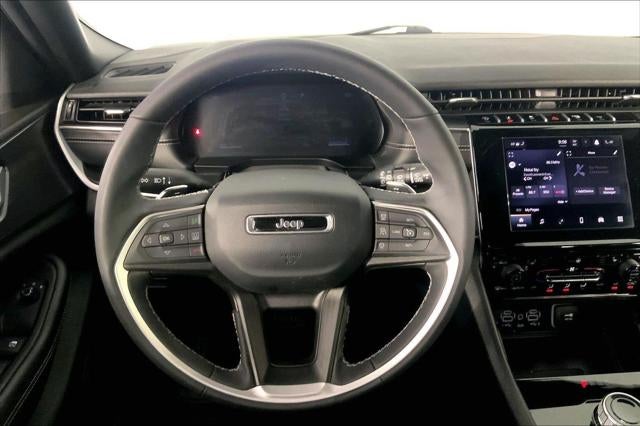 2025 Jeep Grand Cherokee L Laredo 4x4