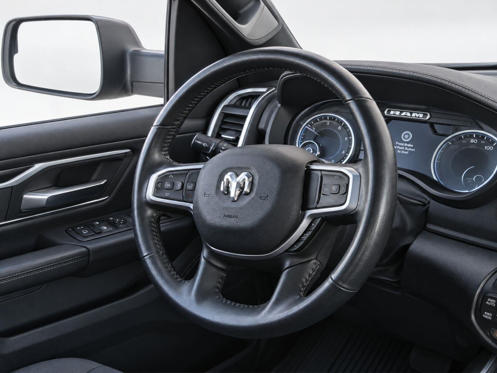 2023 RAM 1500 Big Horn Crew Cab 4x4 5'7' Box