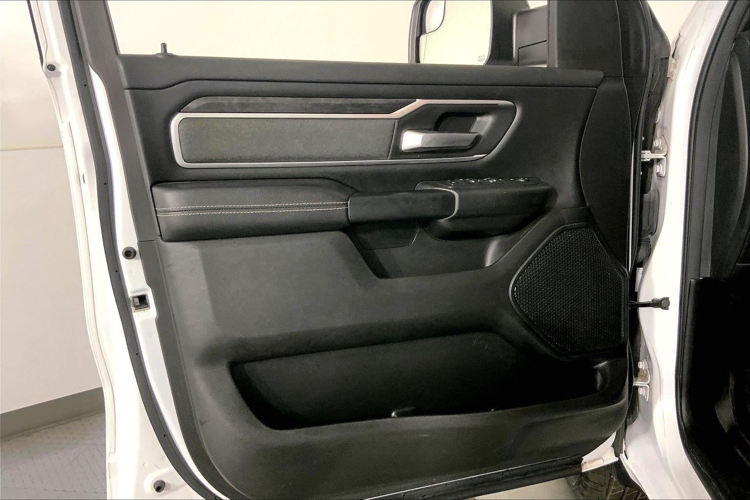 2023 RAM 1500 Big Horn Crew Cab 4x4 6'4' Box