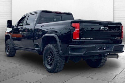 2025 Chevrolet Silverado 2500HD 4WD Crew Cab Standard Bed ZR2