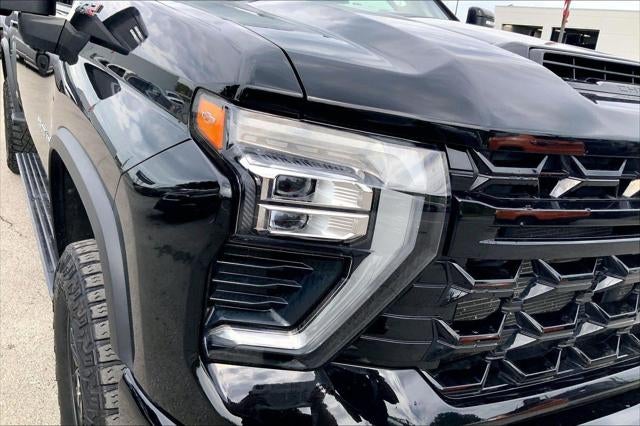 2025 Chevrolet Silverado 2500HD 4WD Crew Cab Standard Bed ZR2