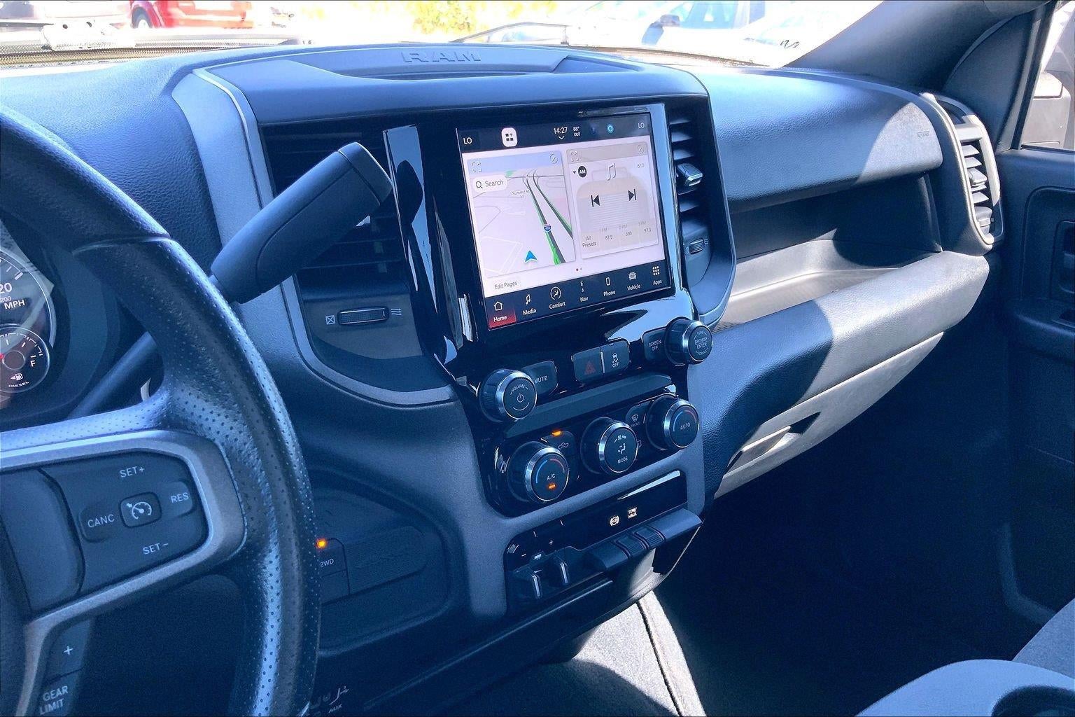 2024 RAM 3500 Tradesman Crew Cab 4x4 6'4' Box