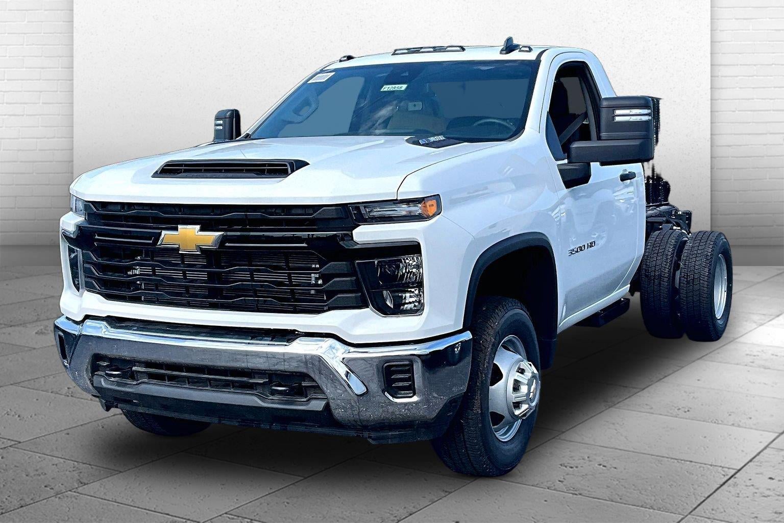 2026 Chevrolet Silverado 3500 HD Chassis Cab Work Truck