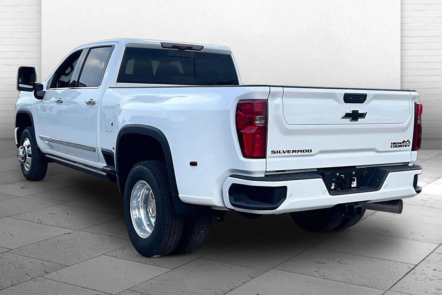 2026 Chevrolet Silverado 3500 HD High Country DRW