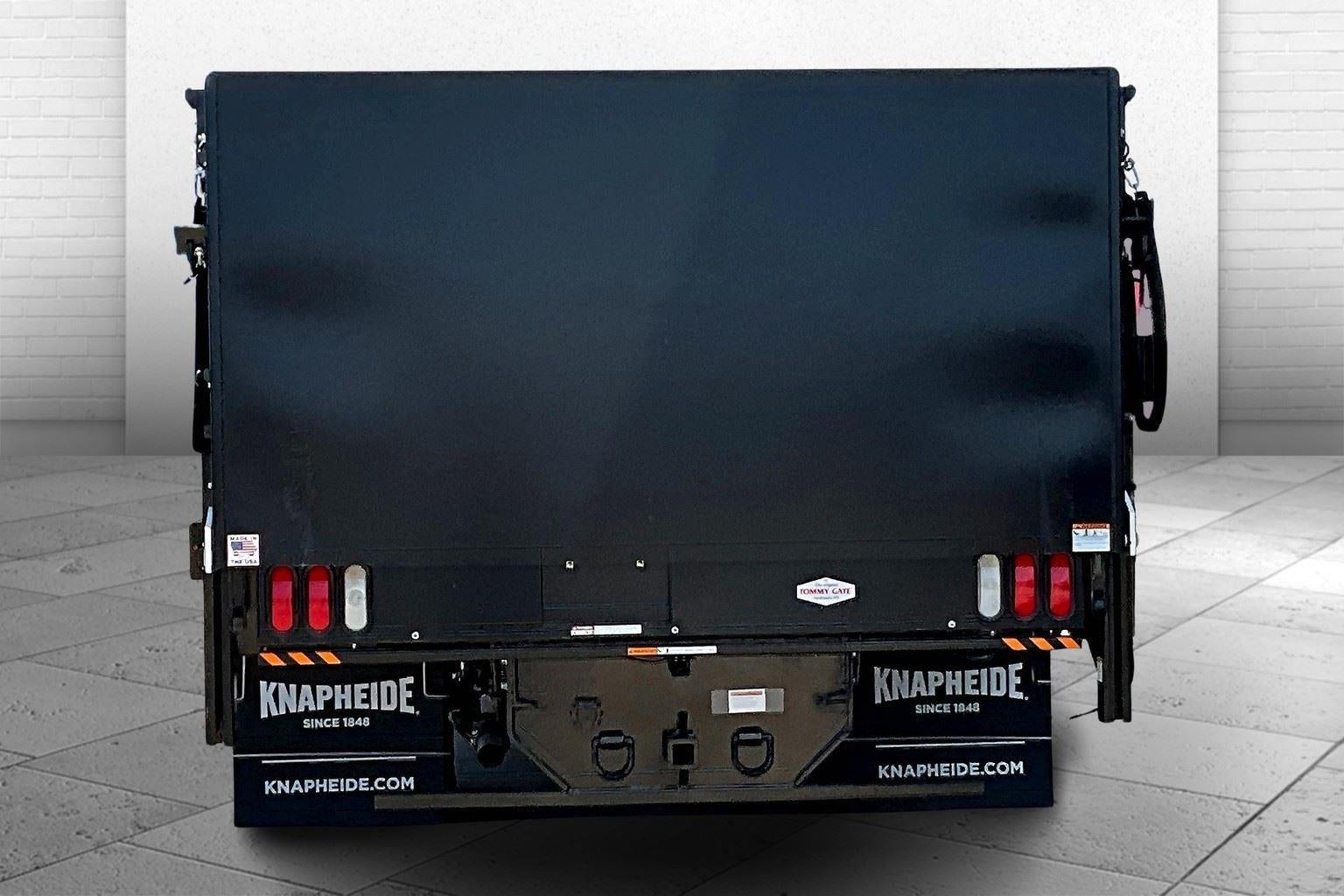 2025 Chevrolet Low Cab Forward 3500 HG Base