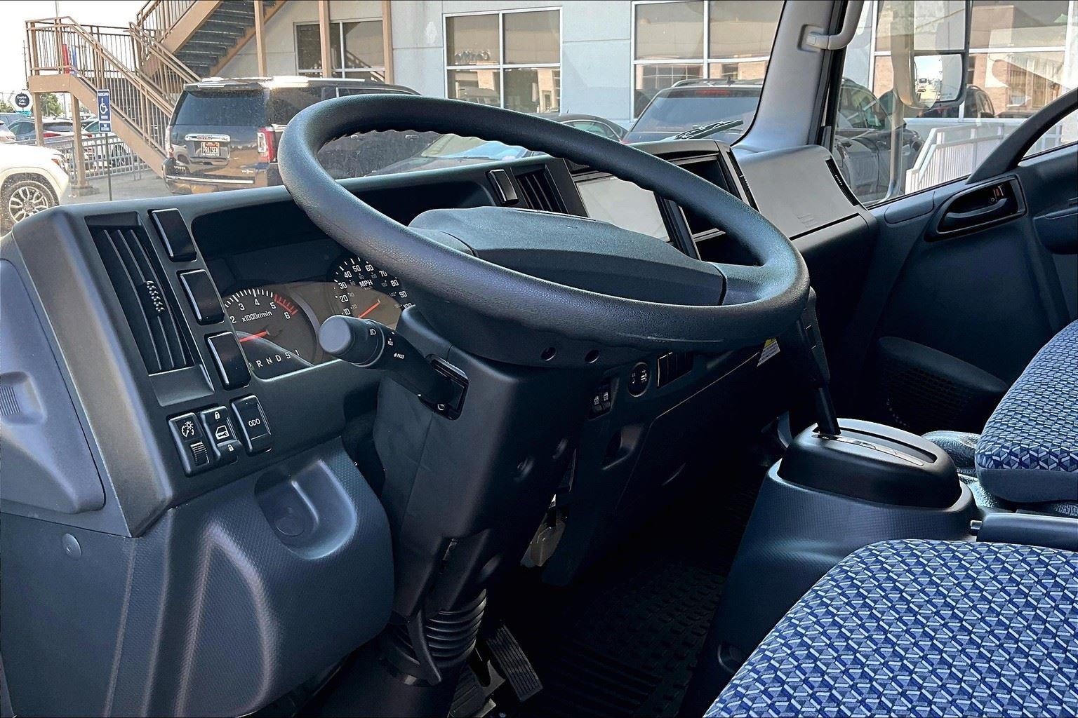 2025 Chevrolet Low Cab Forward 4500 HG Base