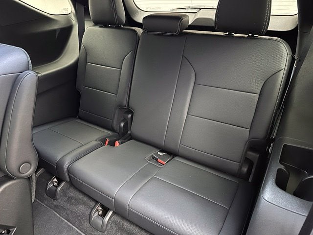 2026 Chevrolet Traverse LT 2LT