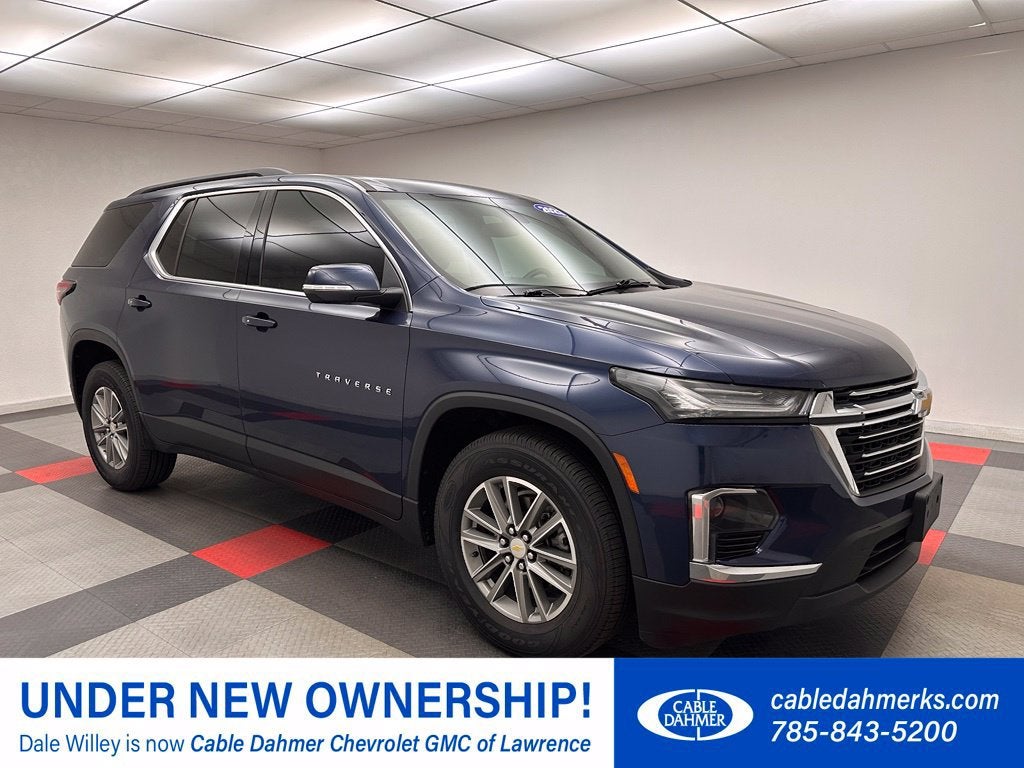 2023 Chevrolet Traverse LT Cloth