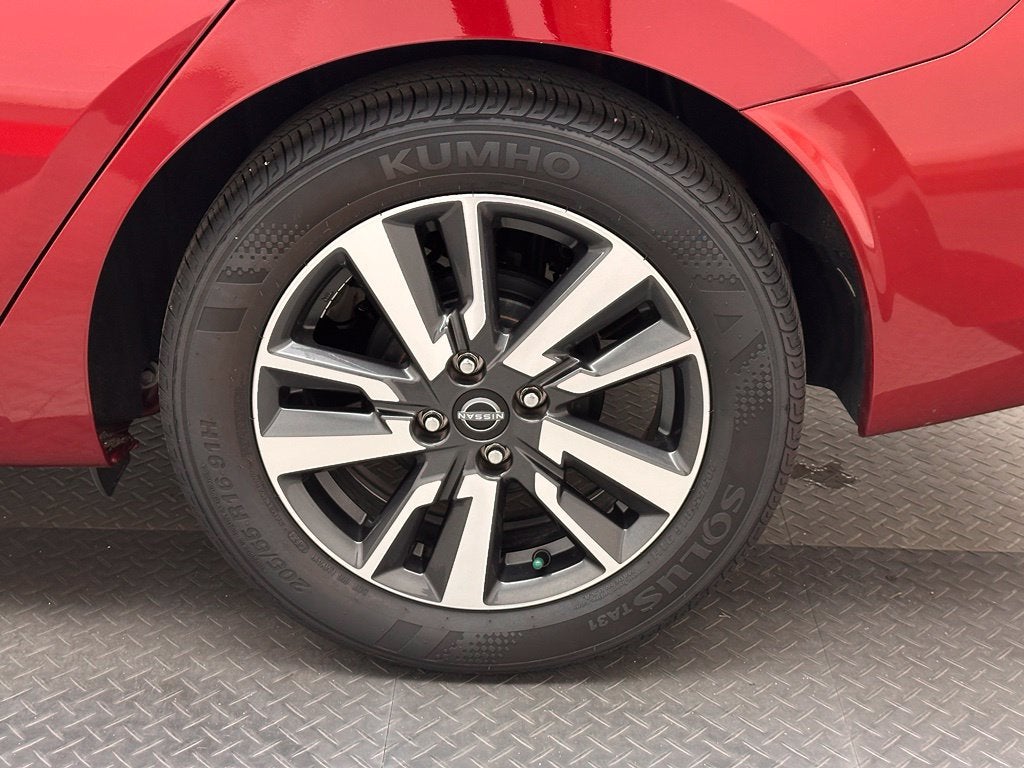 2025 Nissan Versa 1.6 SV